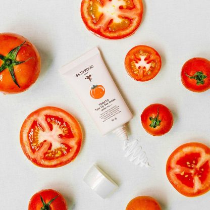 Crema solar tonificante con sabor a tomate SKINFOOD 40 ml - Imagen 2